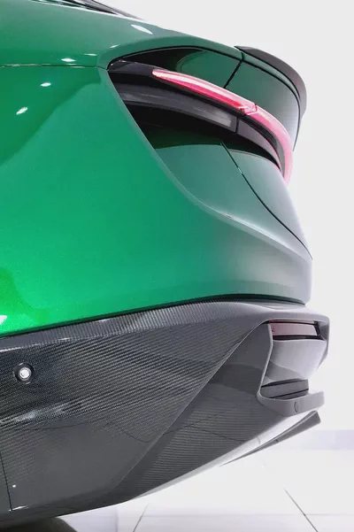 Lotus Eletre R 2023 - 905 HP Performance Electric SUV-19