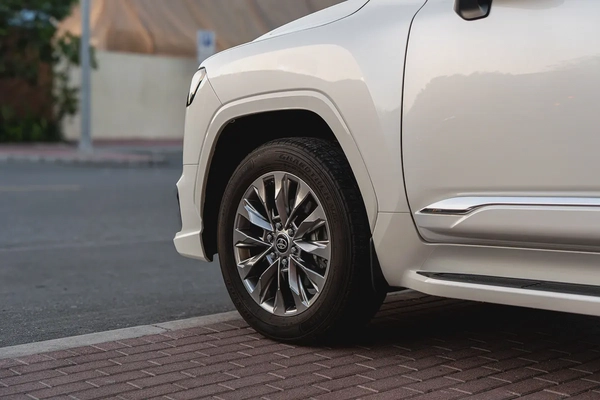 2024 Toyota Land Cruiser VXR | GCC Specs | Super Clean | Low Mileage