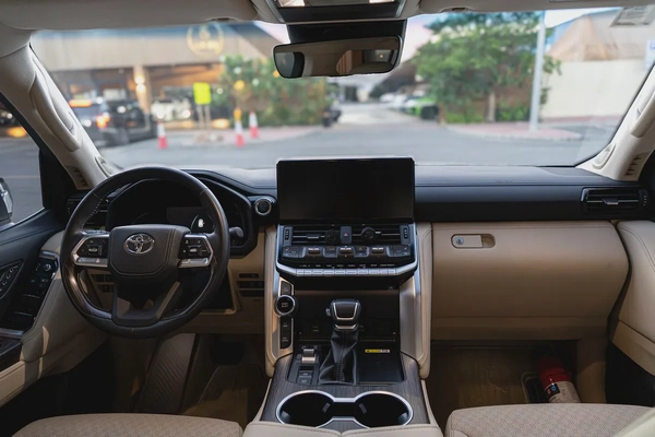 2024 Toyota Land Cruiser VXR | GCC Specs | Super Clean | Low Mileage