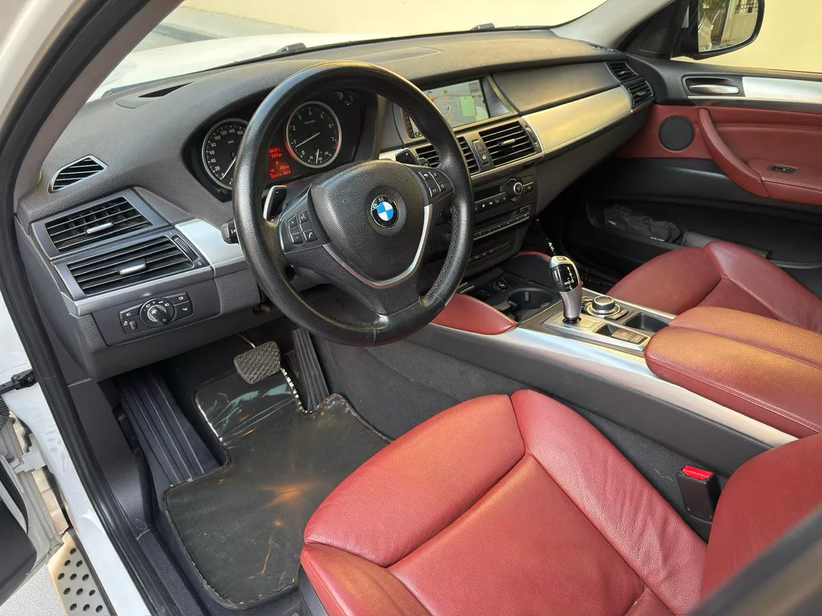Gulf Specs 2013 BMW X6 XDRIVE35i Executive 3.0Litre 6-Cyl Twin-Power Turbo-11-11