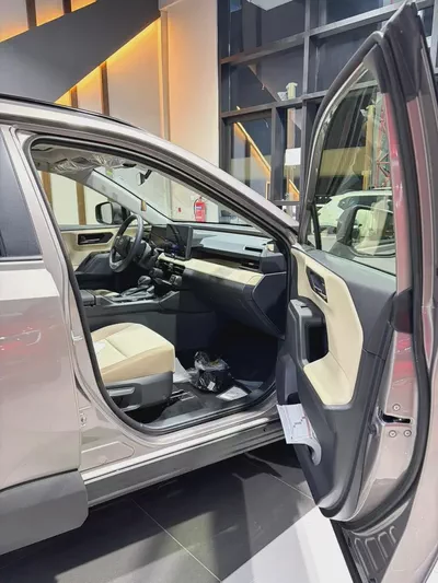 Toyota Rav 4 XLE 2026 PETROL - GCC Specs - Brand New!-14