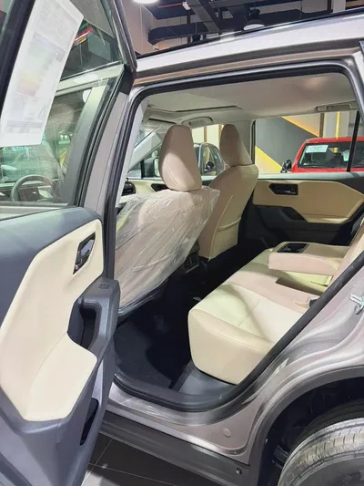 Toyota Rav 4 XLE 2026 PETROL - GCC Specs - Brand New!-15