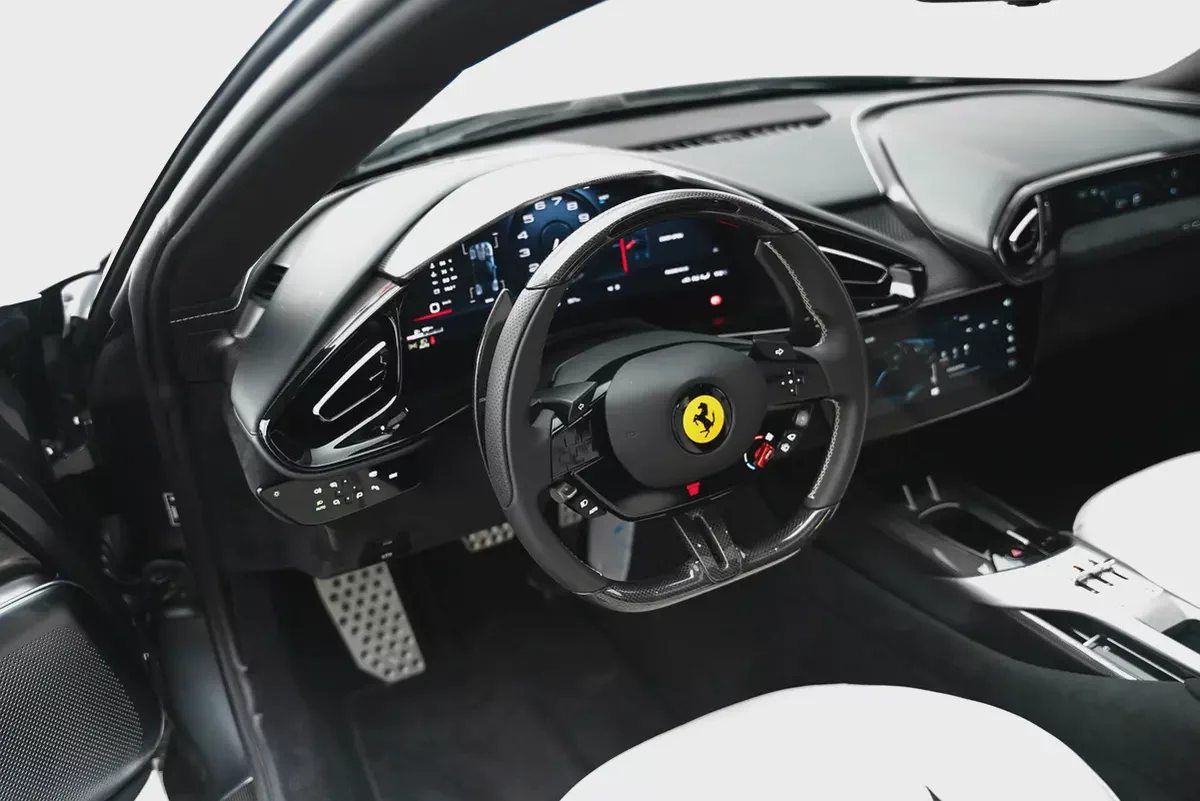 2025 FERRARI 12 CILINDRI WITH 7 YEARS SERVICE CONTRACT-12-12