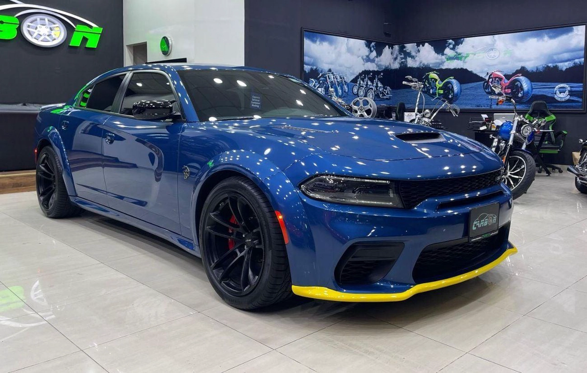 Dodge Charger 6.2L SRT Hellcat Redeye Widebody-4-4
