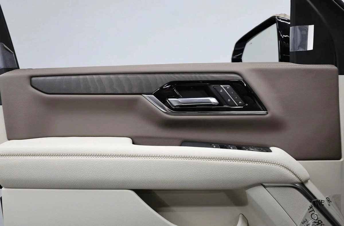 GMC Yukon | Denali | Brand New-10-10