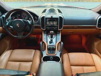 2013 Porsche Cayenne GTS GCC Specs original paint excellent condition-12