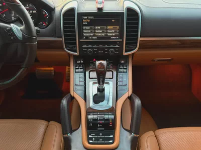 2013 Porsche Cayenne GTS GCC Specs original paint excellent condition-13