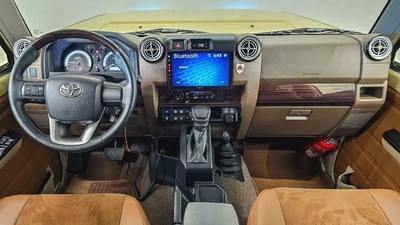 TOYOTA - LAND CRUISER - LC76 - LX HARD TOP - SINGLE CABIN - V6 4.0L - 2024 - GCC SPECS - 5000KM-1