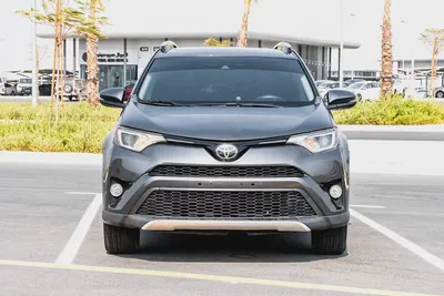 Well Maintained Toyota RAV4 XLE 2017 | American Specs | Sunroof & Alloys-2