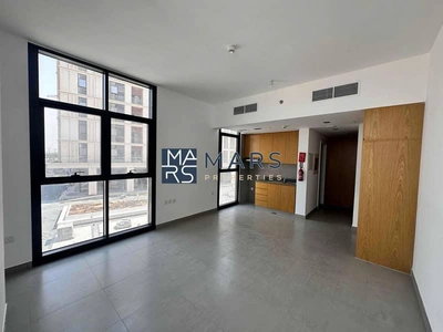 Brand new studio with open view-2