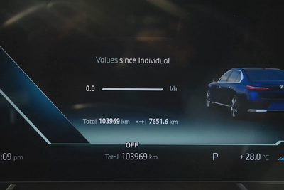 BMW 7 Series 740-16