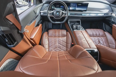 BMW 7 Series 740-12