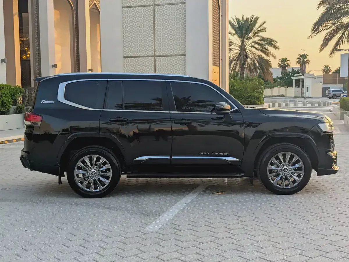 Toyota Land Cruiser Diesel GXR 2022 | GCC Specs | Twin Turbo V6 | Only  | Excellent Condition-6-6