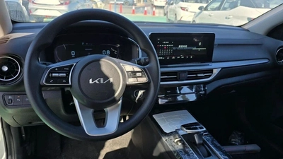 Kia Cerato 1.5L-8