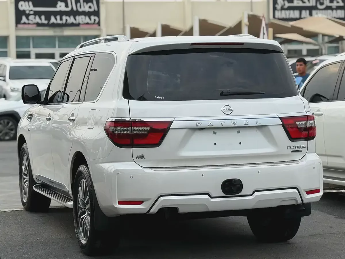 نيسان باترول بلاتينوم فل اوبشن 2021Nissan Patrol LE Platinum 2021 | GCC Specs | Pristine Condition-9-9