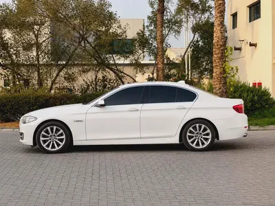 AED 1,800 P.M | BMW 5 SERIES | 520i |EXCLUSIVE | 2015 GCC | ORIGINAL PAINT-6