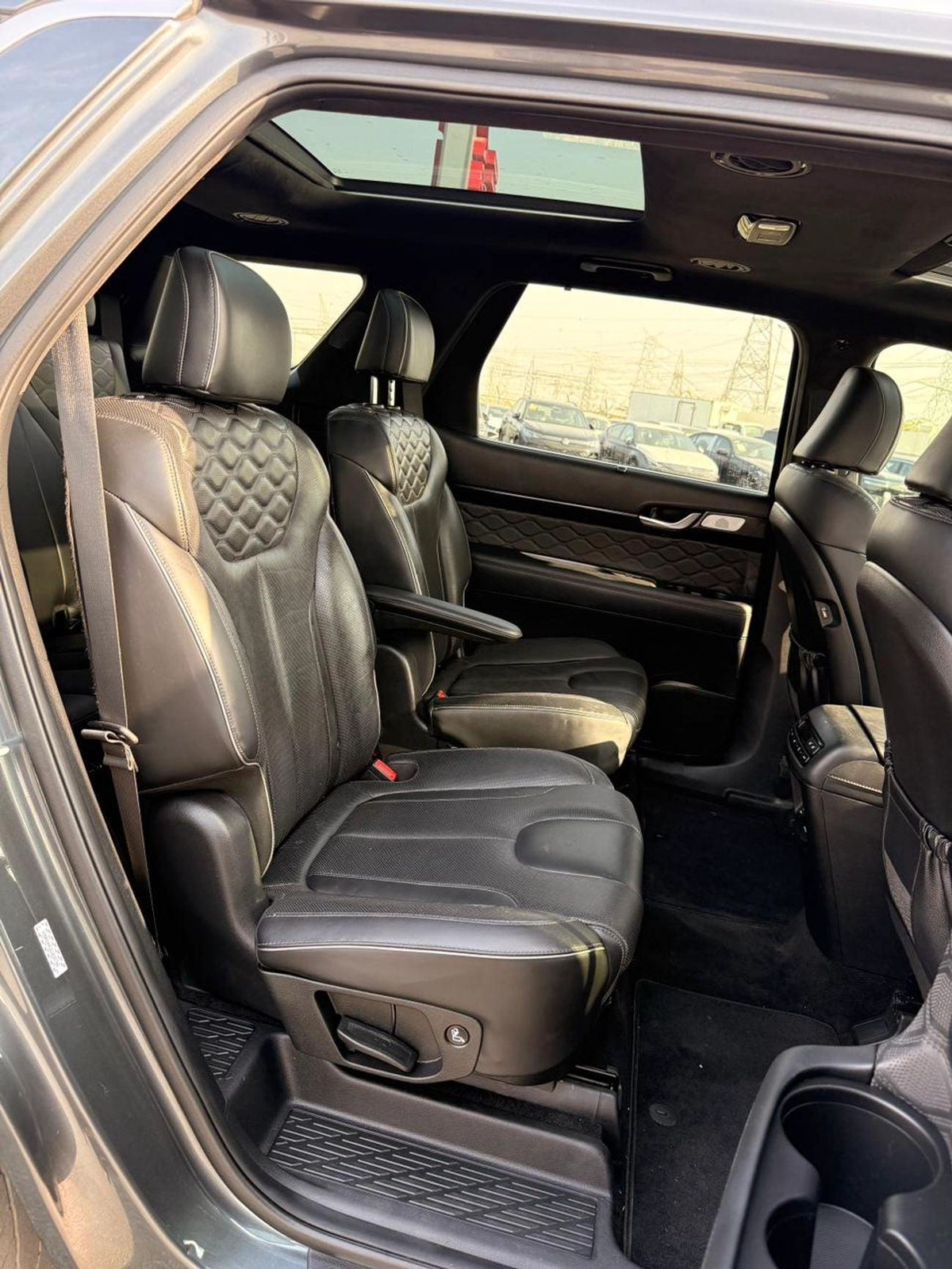Hyundai Palisade Limited 3.8 L panoramic, 360 cameras full option-18-18