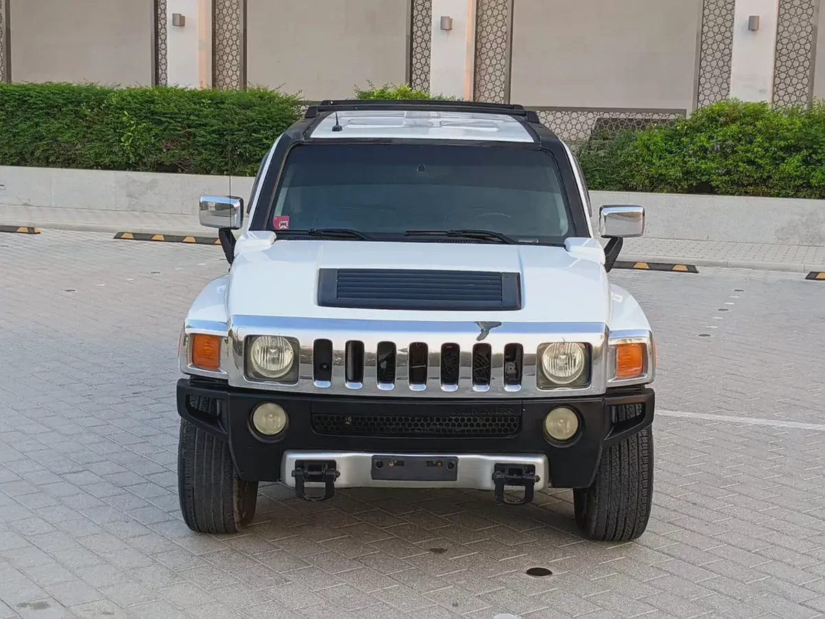 Hummer H3 2006 GCC Premium Condition With Leather seats  Navigation Low Km Perfect Family Suv-3-3