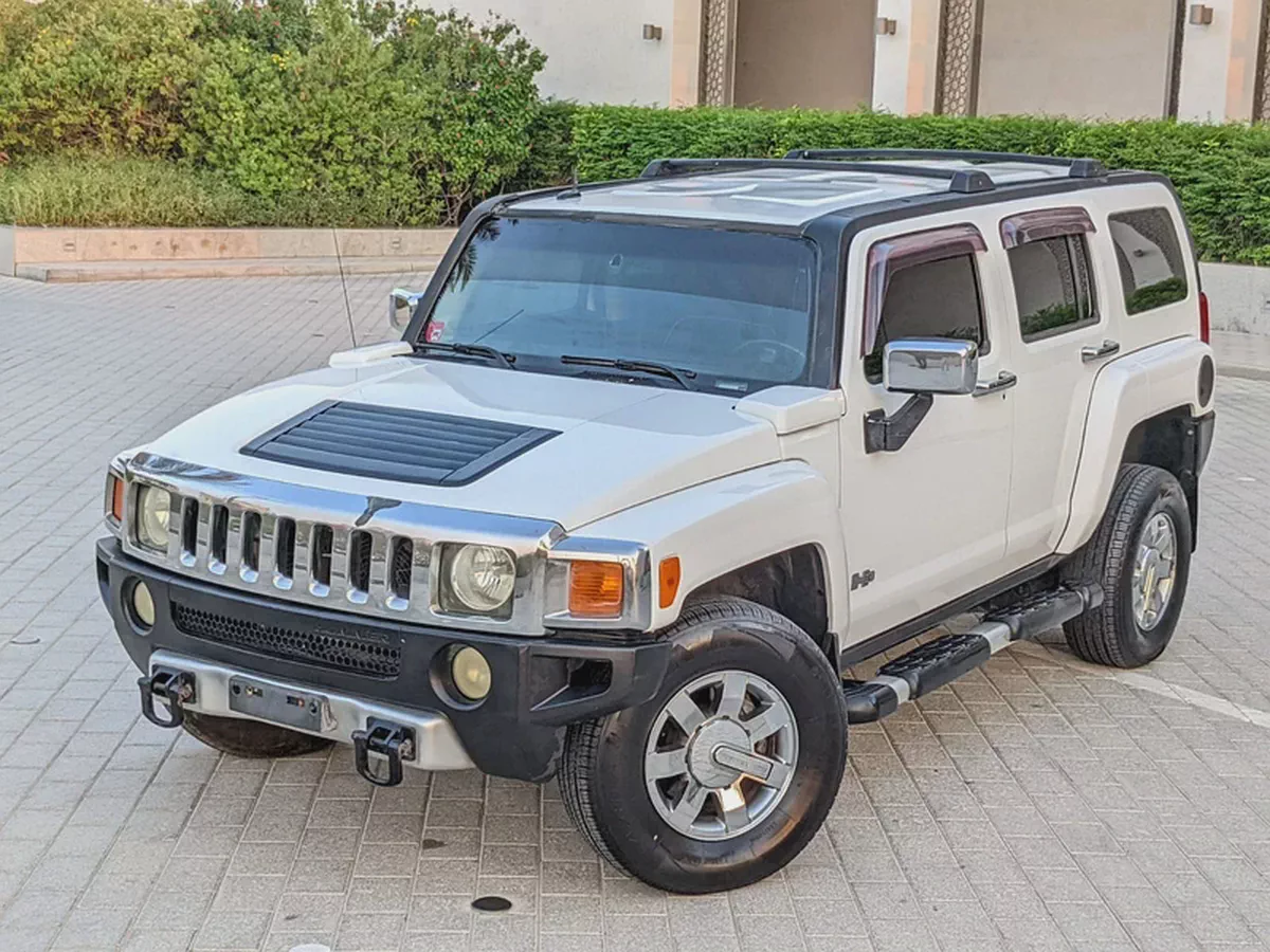 Hummer H3 2006 GCC Premium Condition With Leather seats  Navigation Low Km Perfect Family Suv-4-4