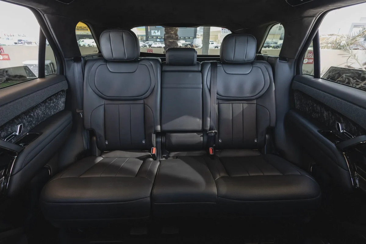Land Rover Range Rover Sport 2023-12-12