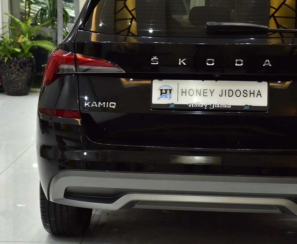 Skoda Kamiq ( 2023 Model ) in Black Color GCC Specs