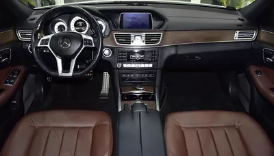 Mercedes Benz E300 ( 2014 Model ) in White Color GCC Specs-11