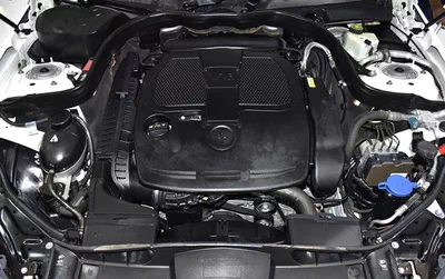 Mercedes Benz E300 ( 2014 Model ) in White Color GCC Specs-4