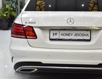 Mercedes Benz E300 ( 2014 Model ) in White Color GCC Specs-3