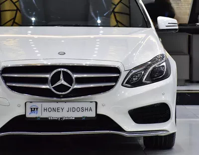 Mercedes Benz E300 ( 2014 Model ) in White Color GCC Specs-14