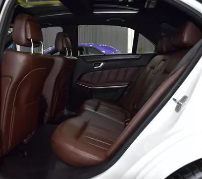 Mercedes Benz E300 ( 2014 Model ) in White Color GCC Specs-12