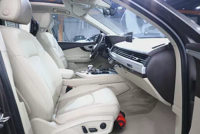 2019 Audi Q7 55 TFSI quattro S line GCC Specs-Excellent Condition-12