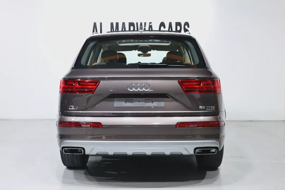 2019 Audi Q7 55 TFSI quattro S line GCC Specs-Excellent Condition-5-5