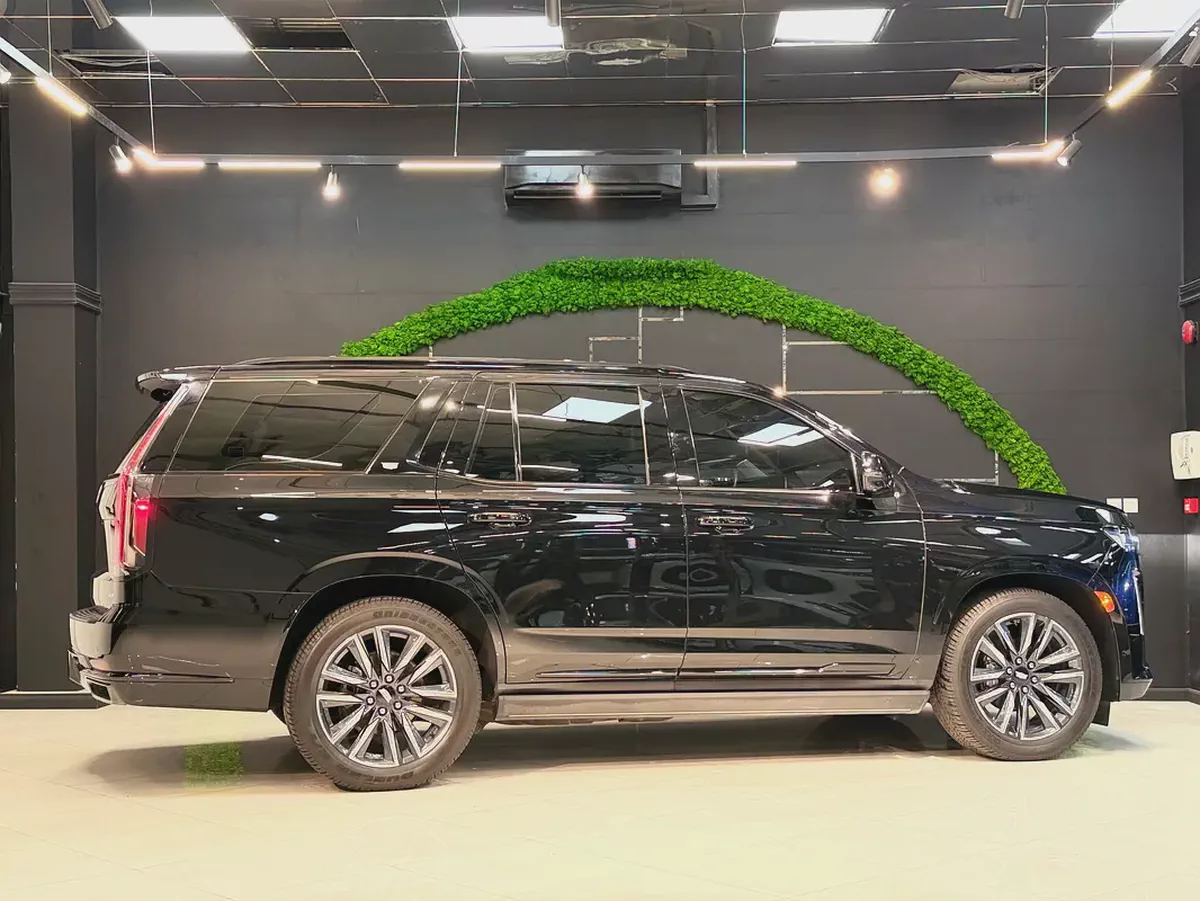 Cadillac Escalade Sport Platinum GCC Under Warranty-8-8