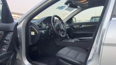Mercedes Benz C250 STD-7