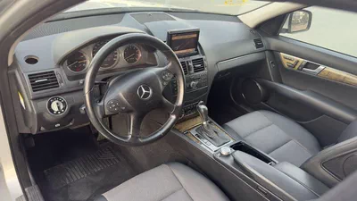 Mercedes Benz C250 STD-8