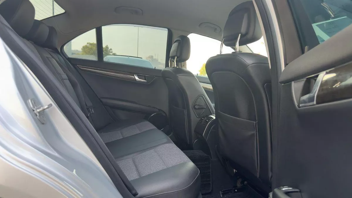 Mercedes Benz C250 STD-11-0
