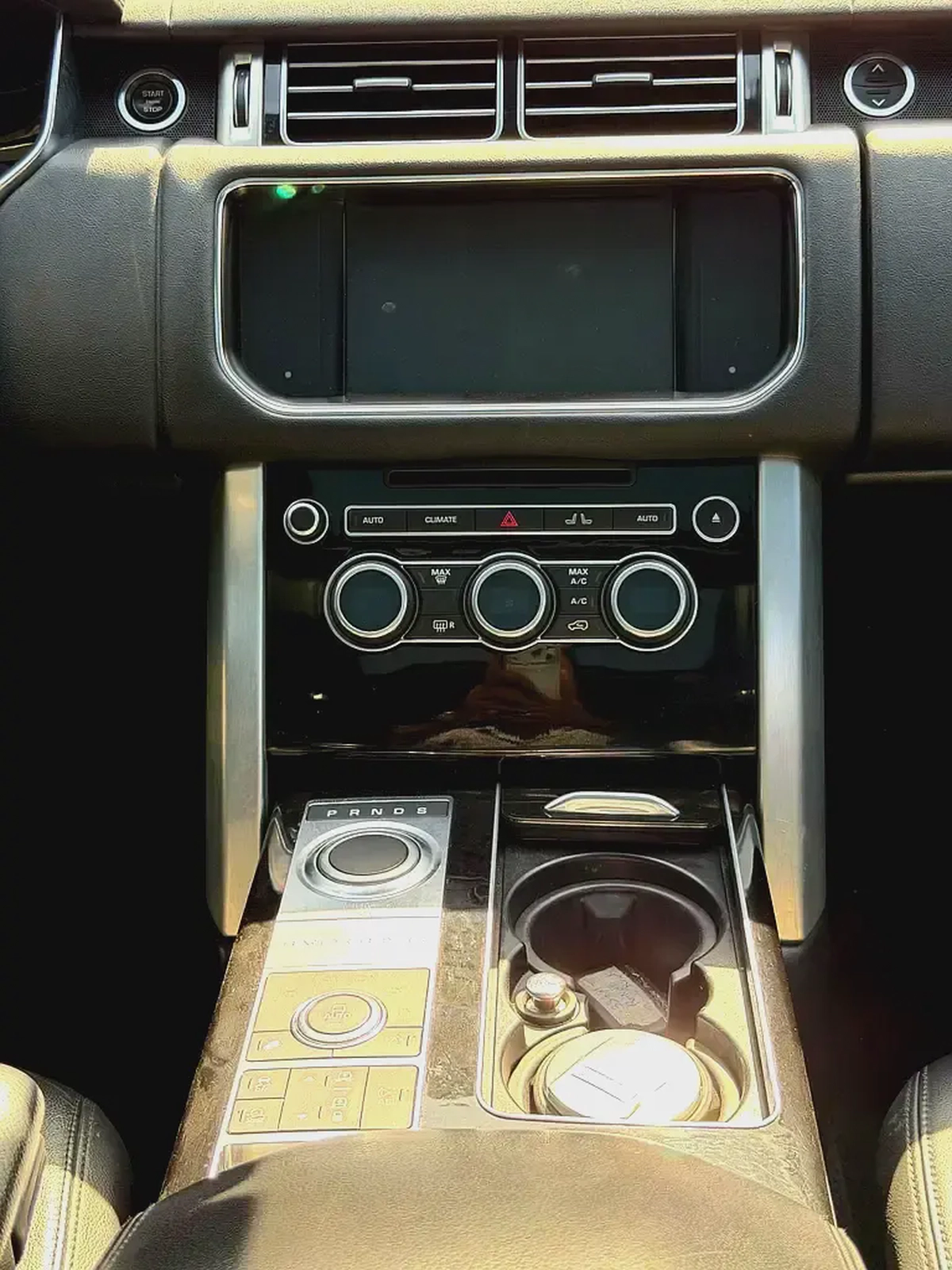 Land Rover range rover hse 5.0l v8 – 510 hp | 2016 | gcc specs-14-14