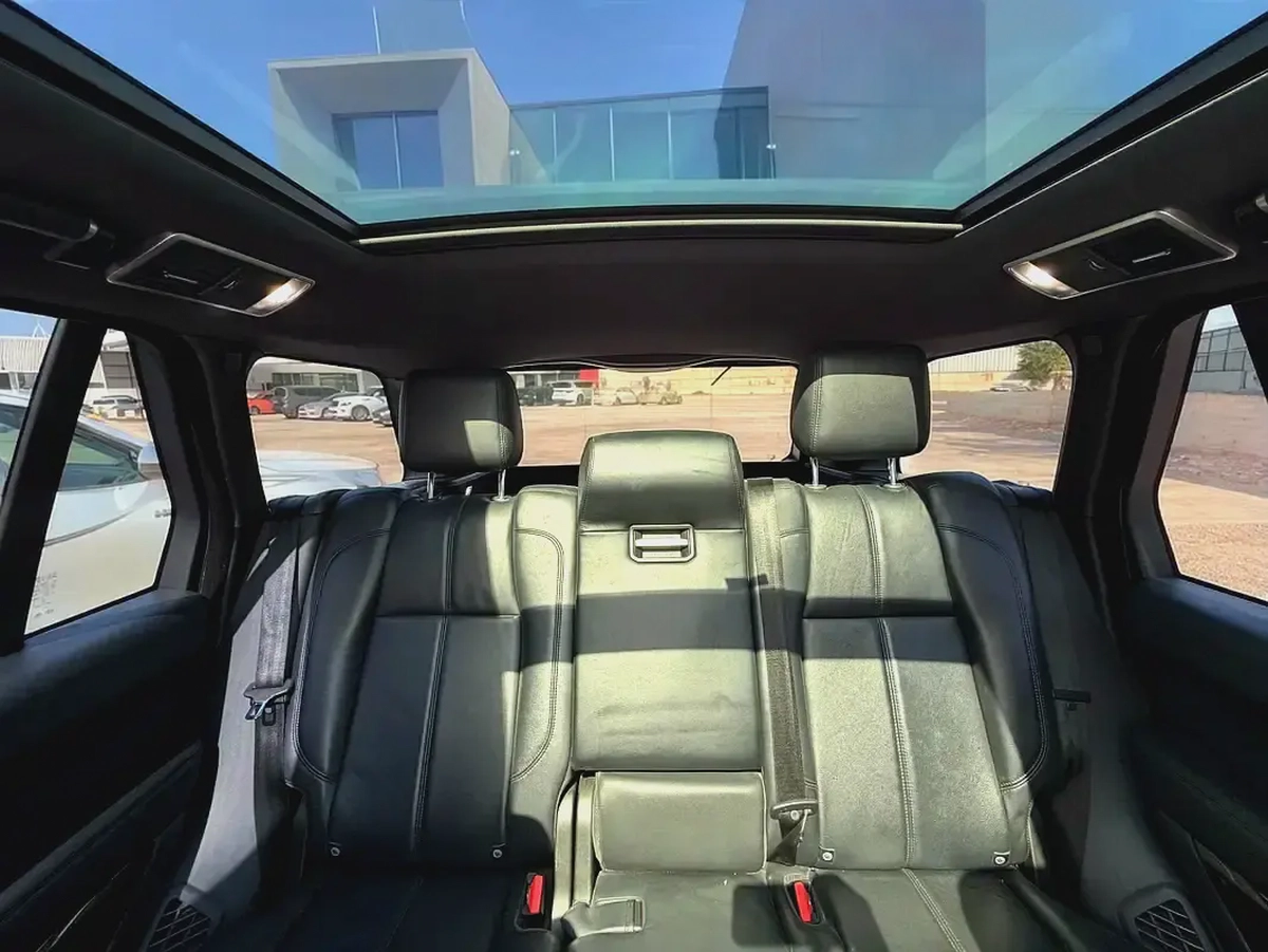 Land Rover range rover hse 5.0l v8 – 510 hp | 2016 | gcc specs-19-19