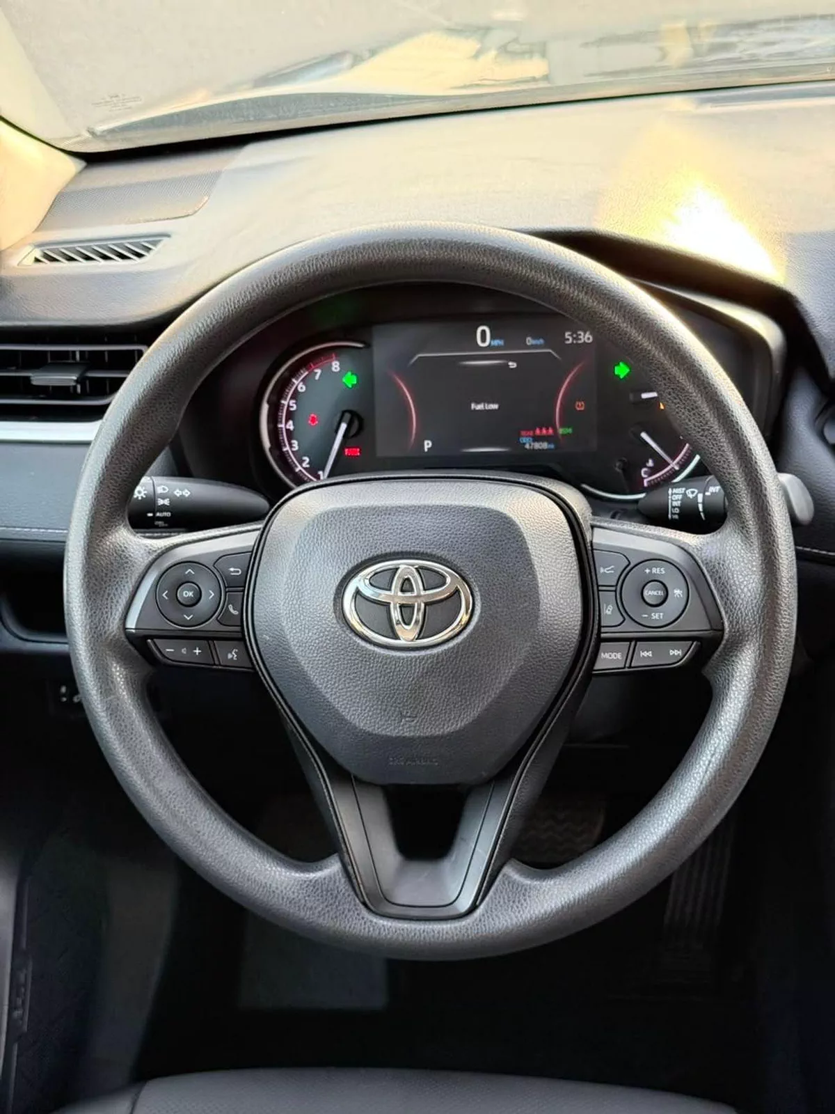 Toyota RAV4 XLE-6-0