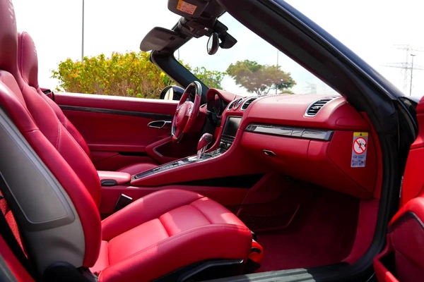 2015 Porsche Boxster GTS - GCC Specs