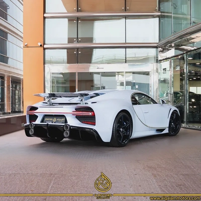 2023 Bugatti Chiron Super Sport-1