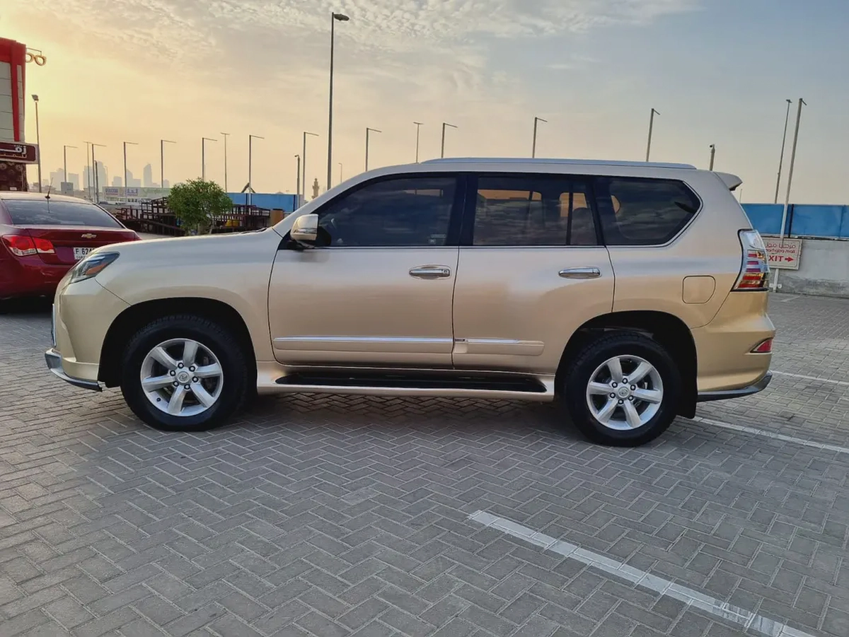 LEXUS GX460 2010 FACELIFTED 2022 G.C.C FULL OPTION IN EXCELLENT CONDITION-14-14