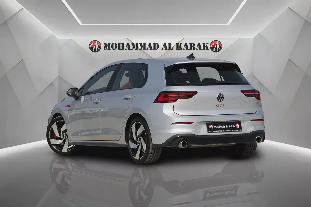 VOLKSWAGEN GOLF GTI - 2022 - GCC - FULLY LOADED - AMAZING CONDITION-4-4