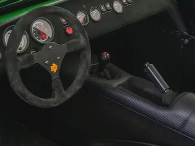 Cash: 249,000 AED | Caterham 340R / Bespoke High Option Order / Caterham Warranty-7