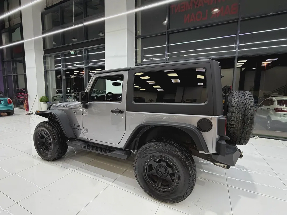Jeep Wrangler Sport 2016 | GCC Spec Service history/ Original paint-5-5