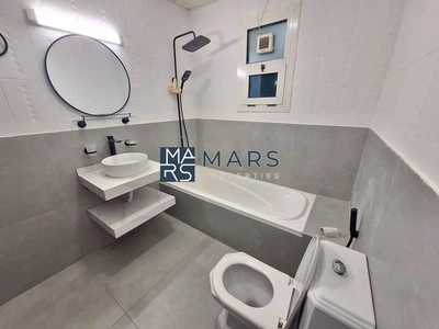 Best Newly Renovated {2BHK Apartment} Free Parking-3