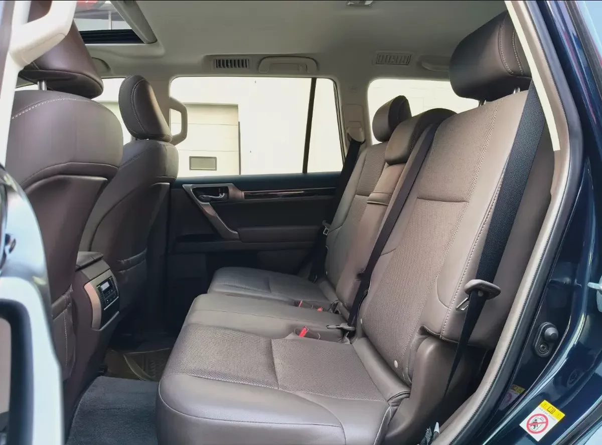 AED 2,730 P.M | LEXUS GX460 | PREMIER | V8 | FULL AGENCY SERVICE | ORIGINAL PAINT-9-9