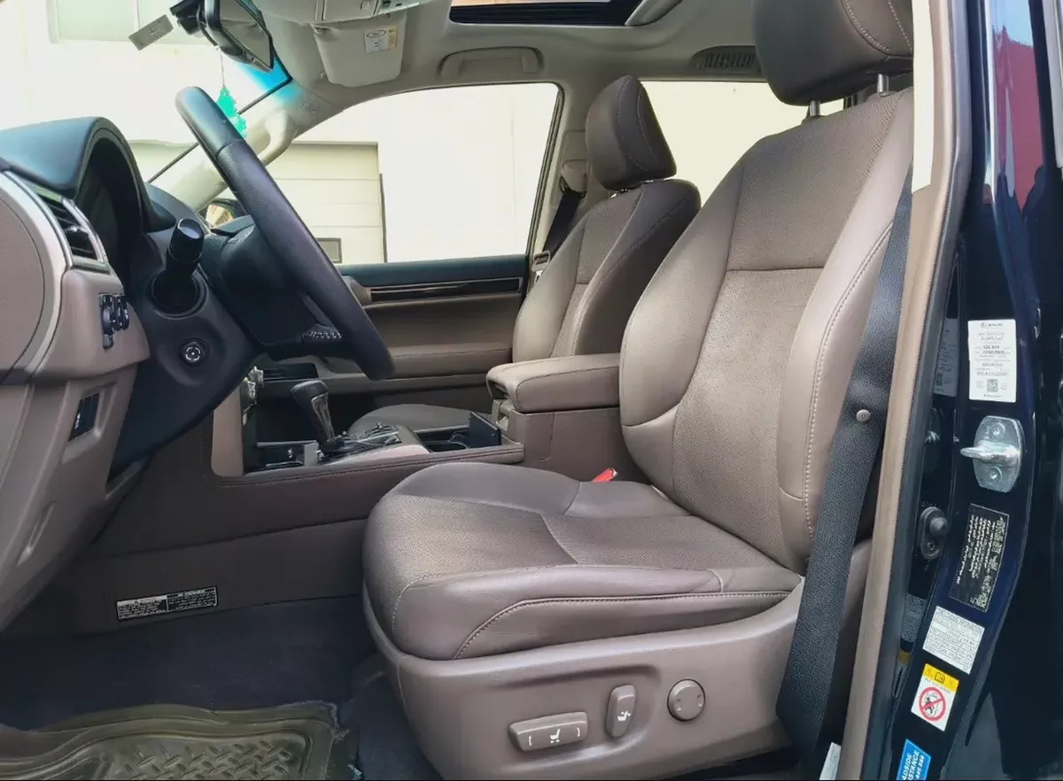 AED 2,730 P.M | LEXUS GX460 | PREMIER | V8 | FULL AGENCY SERVICE | ORIGINAL PAINT-7-7