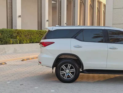 Toyota Fortuner EXR 2017 GCC Specs Interior and Exterior Excellent Condition V4 2.7-8