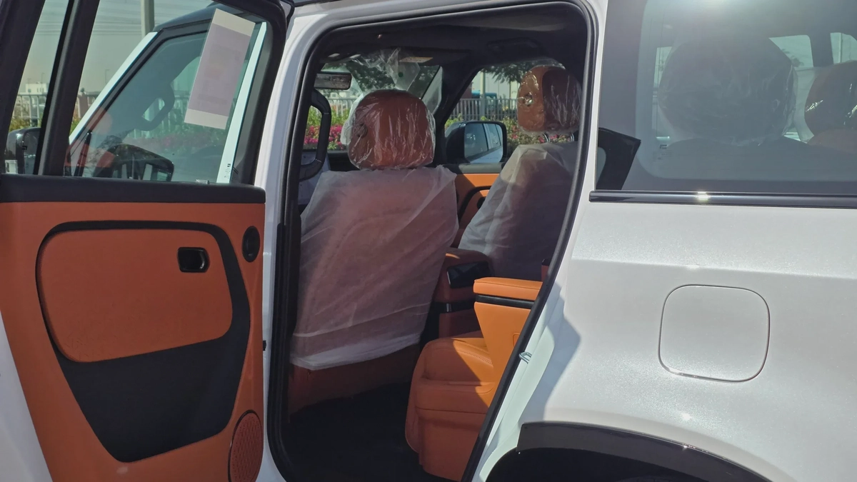 ROX ADAMAS VIP (White Orange)